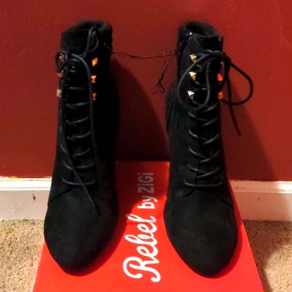 Women Black Booties lace up with side zipper Rebel by ZiGi size 9.5
